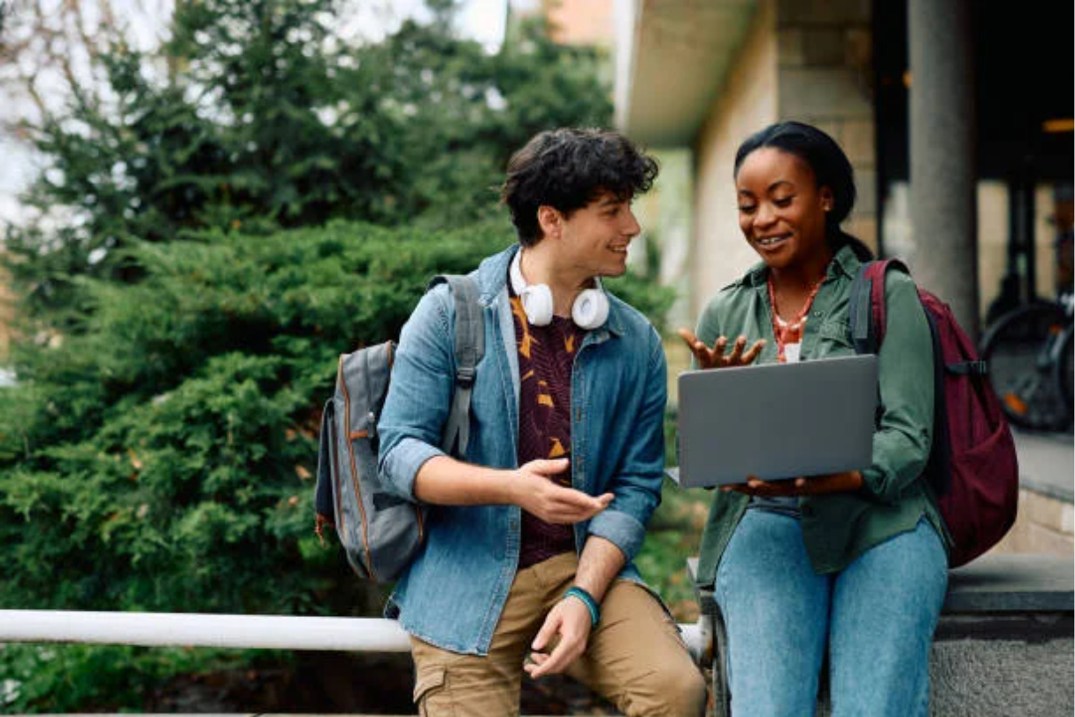 RESPONSABILIDAD SOCIAL UNIVERSITARIA / istock