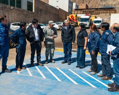 Aluviones norte Chile 810 damnificados y barro en Tocopilla : prensa Presidencia