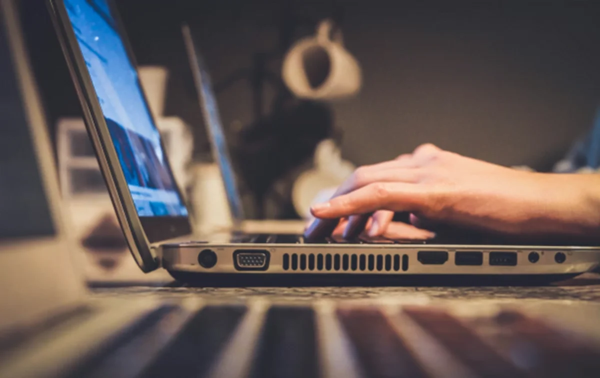Computador : Fuente Unsplash